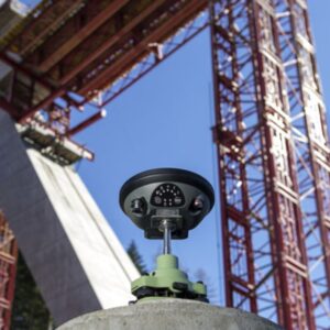 Leica-Viva-GS16-GNSS-Rover-1